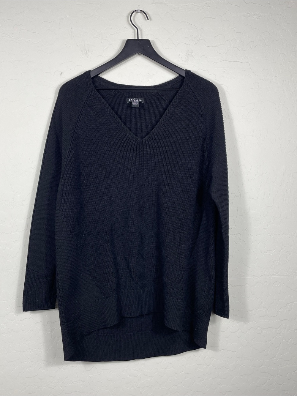 Athleta Black V-Neck Knit Pullover Sweater